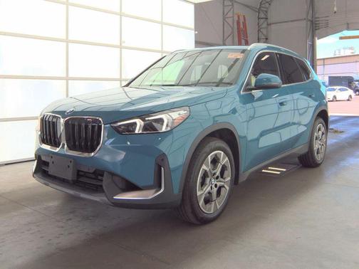Blue Bay Lagoon Metallic 2023 BMW X1 xDrive28i