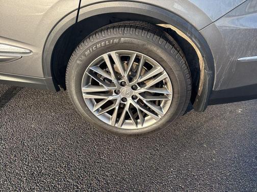 2023 Acura MDX Advance Package