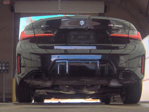 2025 BMW M340 xDrive