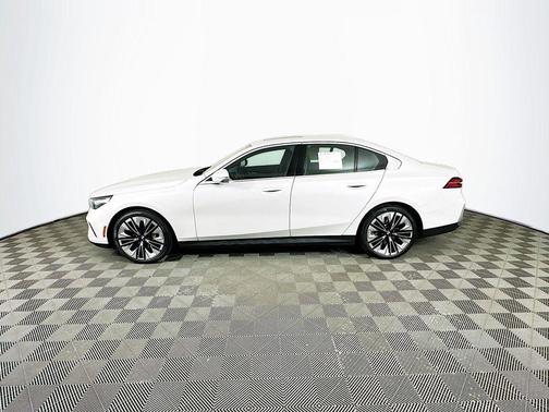 Mineral White Metallic 2026 BMW 540 xDrive
