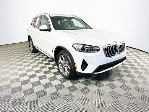 Mineral White Metallic 2023 BMW X3 xDrive30i