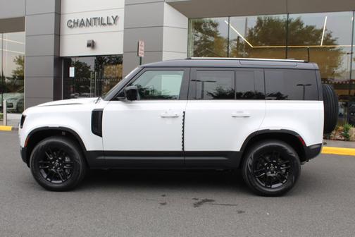 2025 Land Rover Defender 110 P400 S