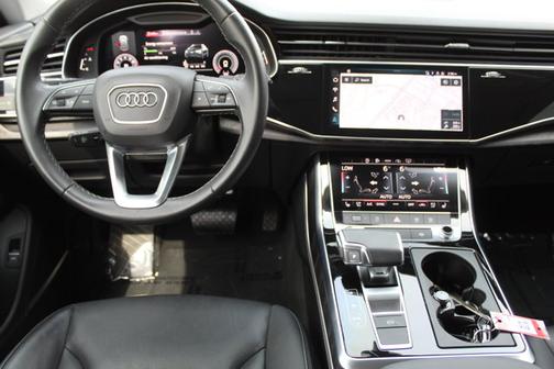 2023 Audi Q8 Premium Plus