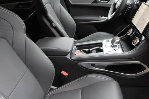 2026 Jaguar F-PACE R-Dynamic S