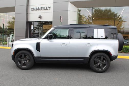 2024 Land Rover Defender S