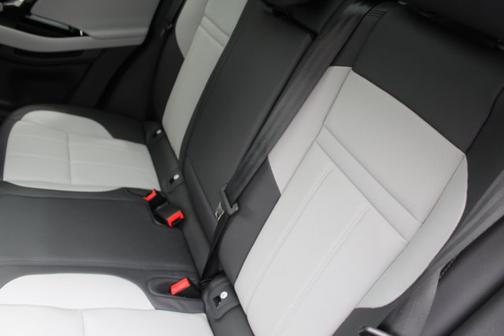 2026 Land Rover Range Rover Evoque Dynamic SE