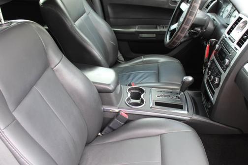 2010 Chrysler 300 Touring