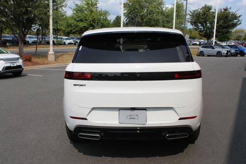 2025 Land Rover Range Rover Sport Dynamic SE