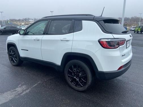 2022 Jeep Compass Altitude