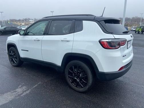 2022 Jeep Compass Altitude
