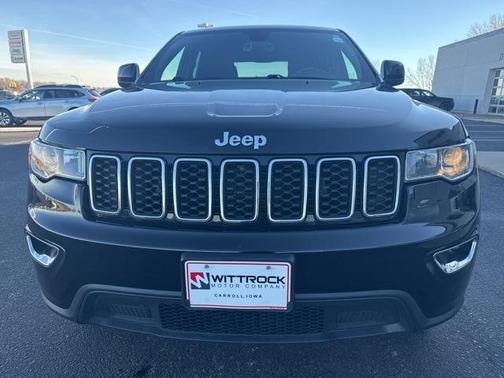 2017 Jeep Grand Cherokee Laredo