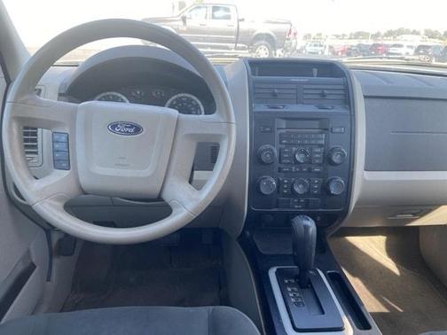 2011 Ford Escape XLS