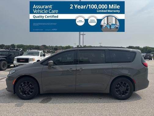 2022 Chrysler Pacifica Touring-L