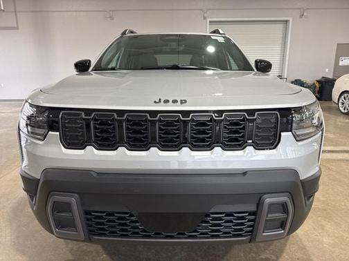 2026 Jeep Cherokee LAREDO/LIMITED