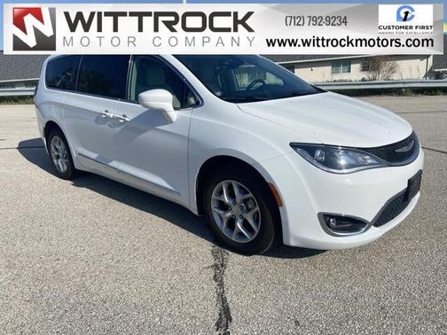 2018 Chrysler Pacifica Touring-L Plus