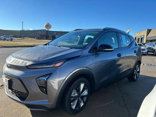 Gray Ghost Metallic 2023 Chevrolet Bolt EUV FWD LT