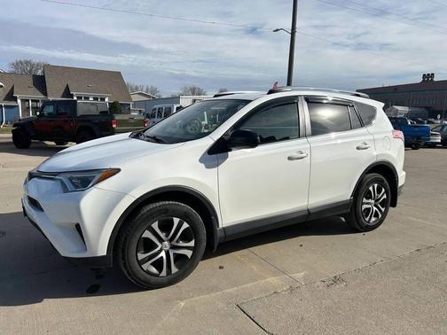 Super White 2017 Toyota RAV4 LE