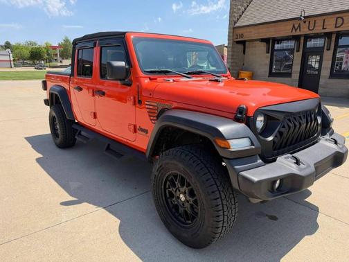 Punkn Metallic Clearcoat 2020 Jeep Gladiator Sport S