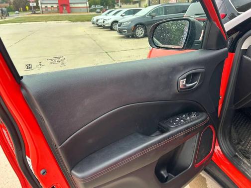 Spitfire Orange Clearcoat 2020 Jeep Compass Trailhawk