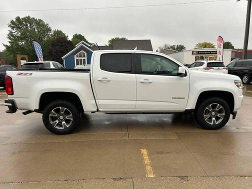 Summit White 2015 Chevrolet Colorado Z71