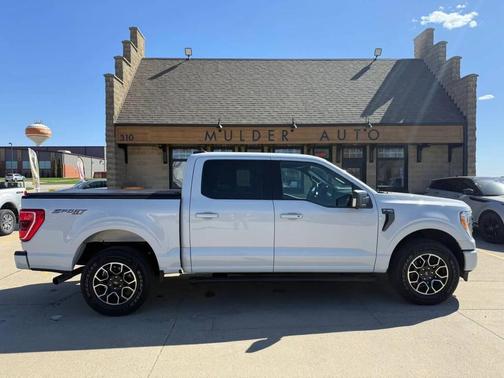 Space White Metallic 2021 Ford F-150 XLT