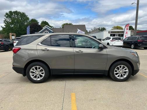 Brown 2018 Chevrolet Equinox LT