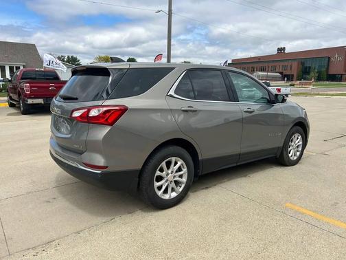 Brown 2018 Chevrolet Equinox LT