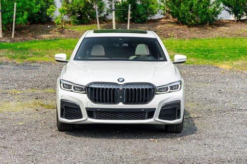 2022 BMW 750 i xDrive