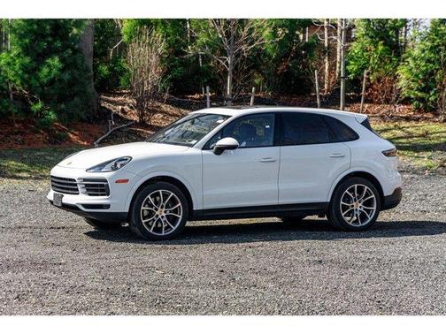 2021 Porsche Cayenne Base