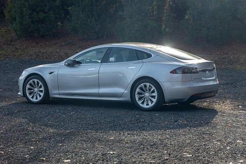 2018 Tesla Model S 75D