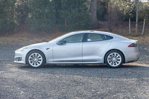 2018 Tesla Model S 75D