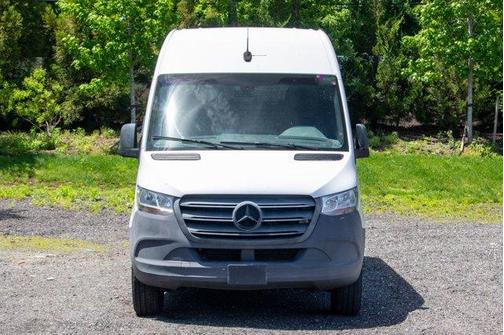 White 2021 Mercedes-Benz Sprinter 2500 170 WB