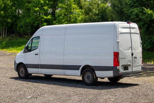 White 2021 Mercedes-Benz Sprinter 2500 170 WB