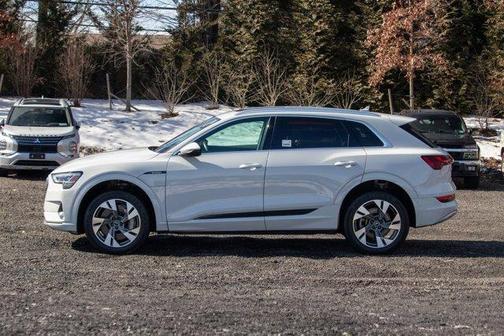 2021 Audi e-tron Premium