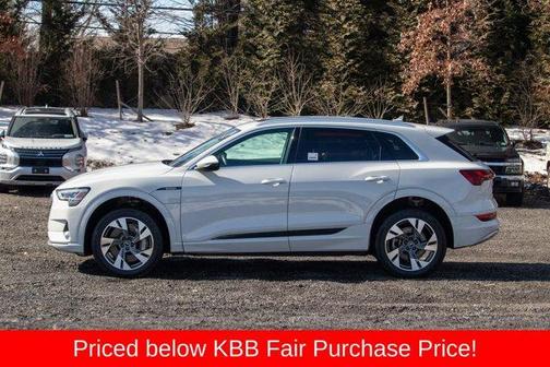 2021 Audi e-tron Premium