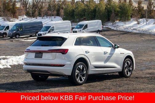 2021 Audi e-tron Premium