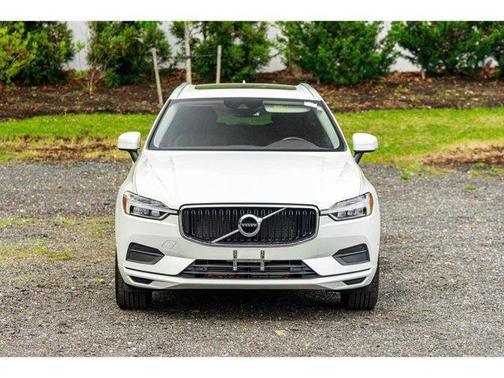 2018 Volvo XC60 T5 Momentum