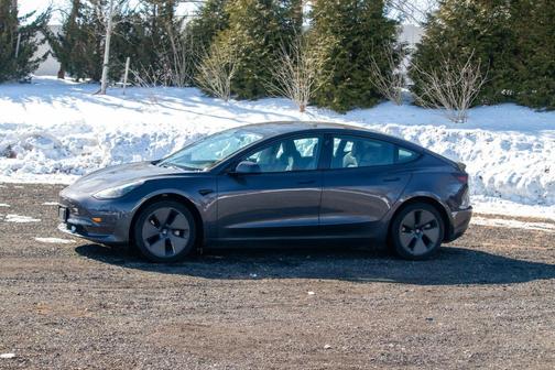 2023 Tesla Model 3 Base