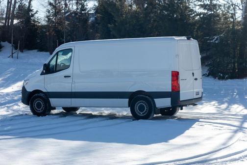 2022 Mercedes-Benz Sprinter 1500 Standard Roof