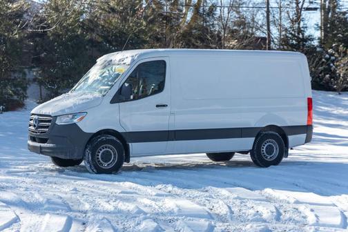 2022 Mercedes-Benz Sprinter 1500 Standard Roof