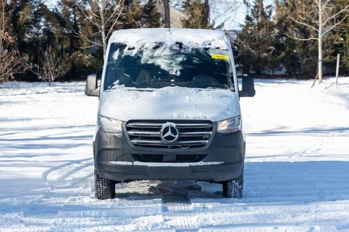 2022 Mercedes-Benz Sprinter 1500 Standard Roof