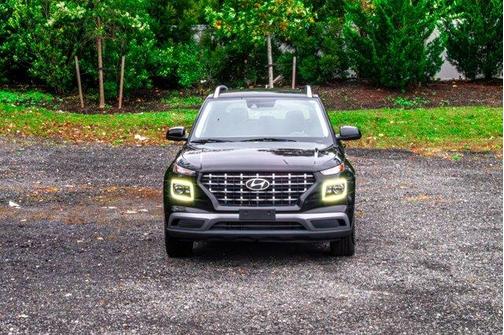 2021 Hyundai VENUE SEL