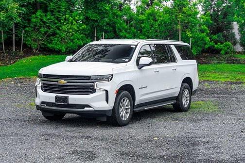 2024 Chevrolet Suburban LT
