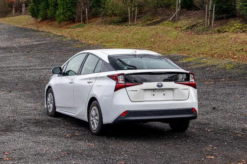 2022 Toyota Prius L