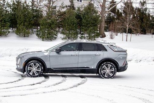 2024 Cadillac LYRIQ Tech