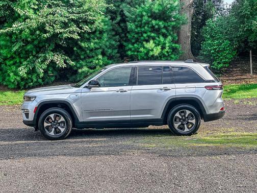 2023 Jeep Grand Cherokee 4xe Base