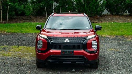 2025 Mitsubishi Outlander PHEV 