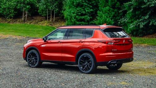 2025 Mitsubishi Outlander PHEV