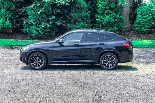 2022 BMW X4 xDrive30i