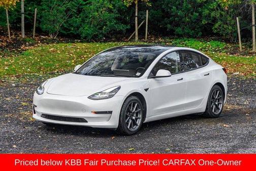2023 Tesla Model 3 Base